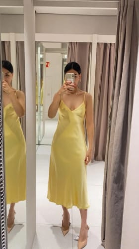 Customer photo review of Yellow Elegant Stain Women's Sling Dress Sexy Backless Sleeveless V Neck High Waist Evening Gown Summer Chic Lady Partywear 2025