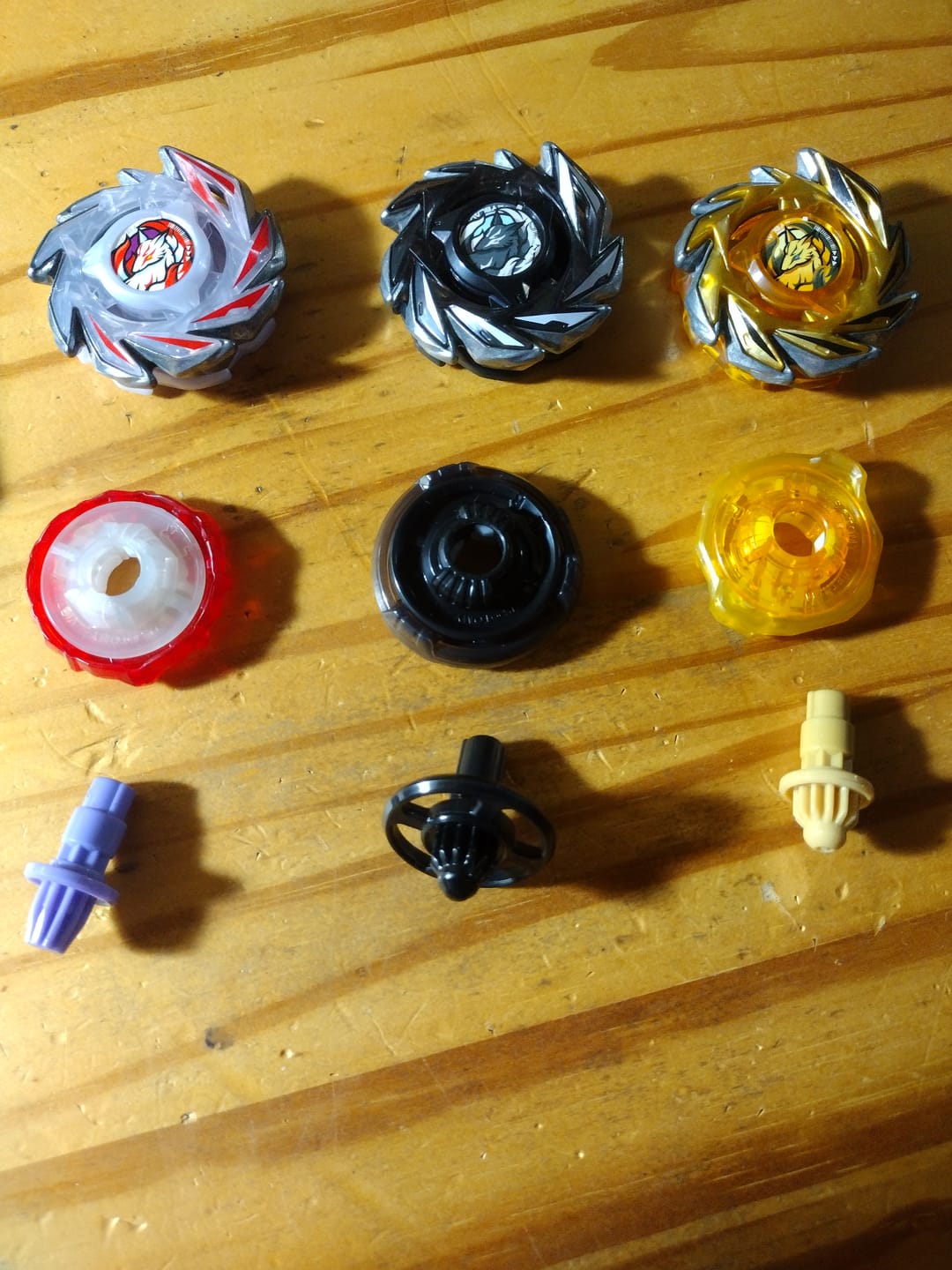 Customer photo review of [Pre-Order] Full Set Takara Tomy Beyblade X CX-06 FoxBrush J9-70GR