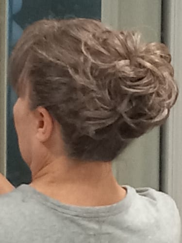 Customer photo review of JuvaBun Small Messy Bun