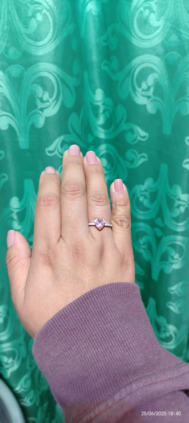 Customer photo review of Anillo Promesa Heart Pink Plata 925