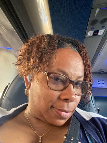 Customer photo review of NEW Sample Wash and Go System with Ultra Hold for Defined, Long-Lasting, and Hydrated Curly Hair