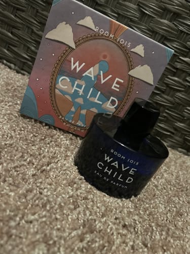 Customer photo review of Room 1015 Wavechild