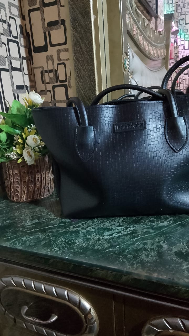 Customer photo review of Black Belle Croc Tote Bag