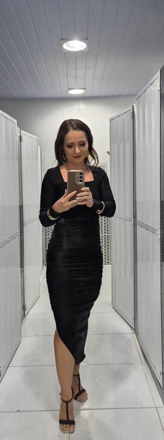 Customer photo review of Vestido Maxi Midi em Tricoline Elastic 82123 Linzzi