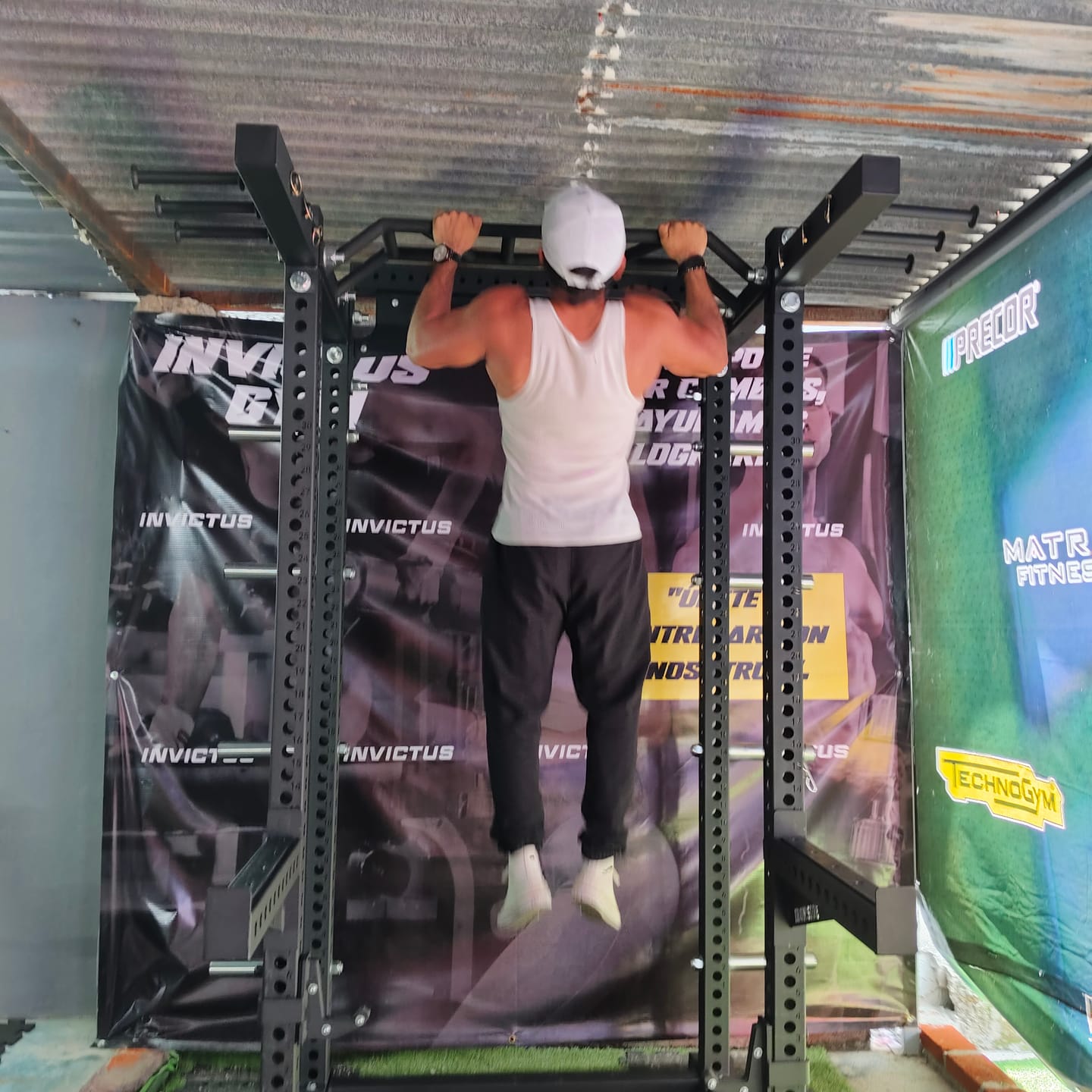 Customer photo review of Power Rack MONSTER Series 2.0 IRONSIDE