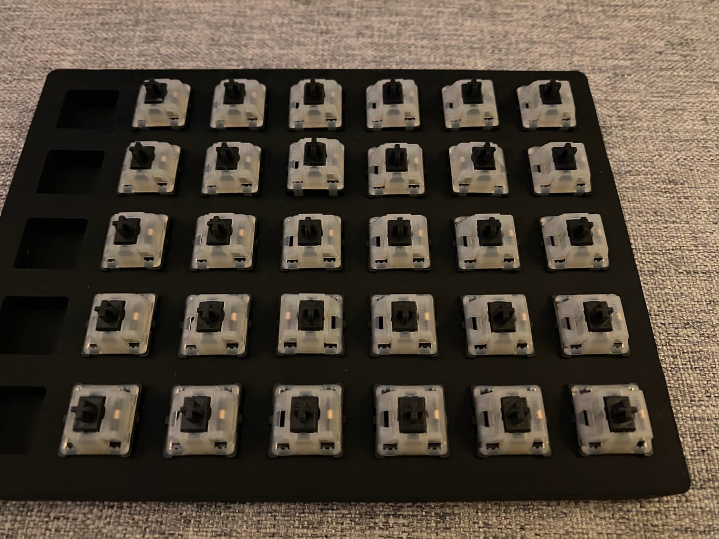 Customer photo review of CHERRY MX NIXIE LINEAR SWITCH (10PCS)