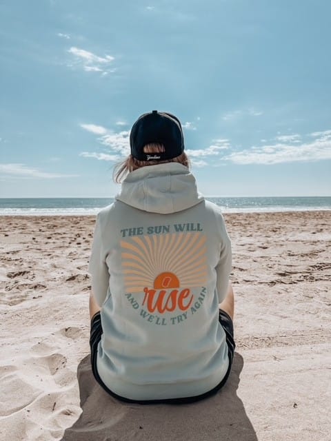 Customer photo review of THE SUN WILL RISE Hoodie-Damen