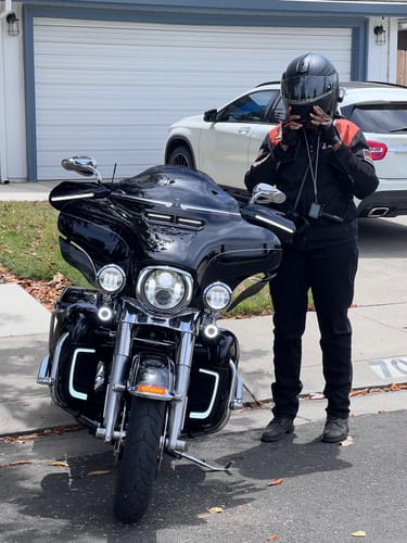 Customer photo review of Color Matched hand guard with LED for Harley Touring & Softails