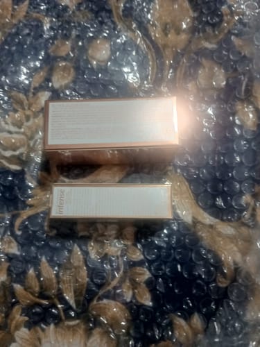 Customer photo review of O.TWO.O MISTY KISS LOCK COLOUR MATTE LIPSTICK