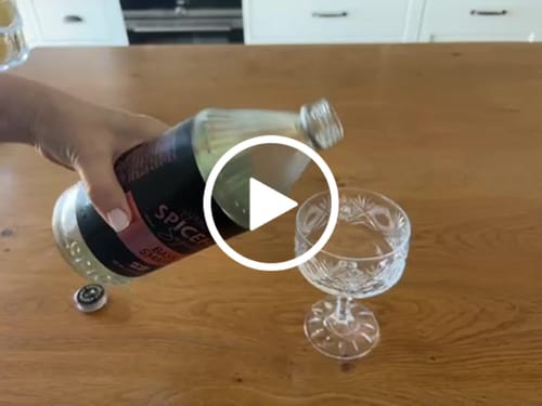 Customer video review of בייזיל סמאש 700 מל במארז מתנה