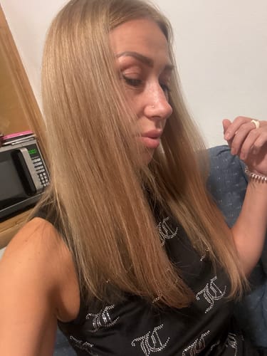 Customer photo review of Honey Brown Highlights Virgin Hair Invisible Tape in Human Hair(#P6/10)