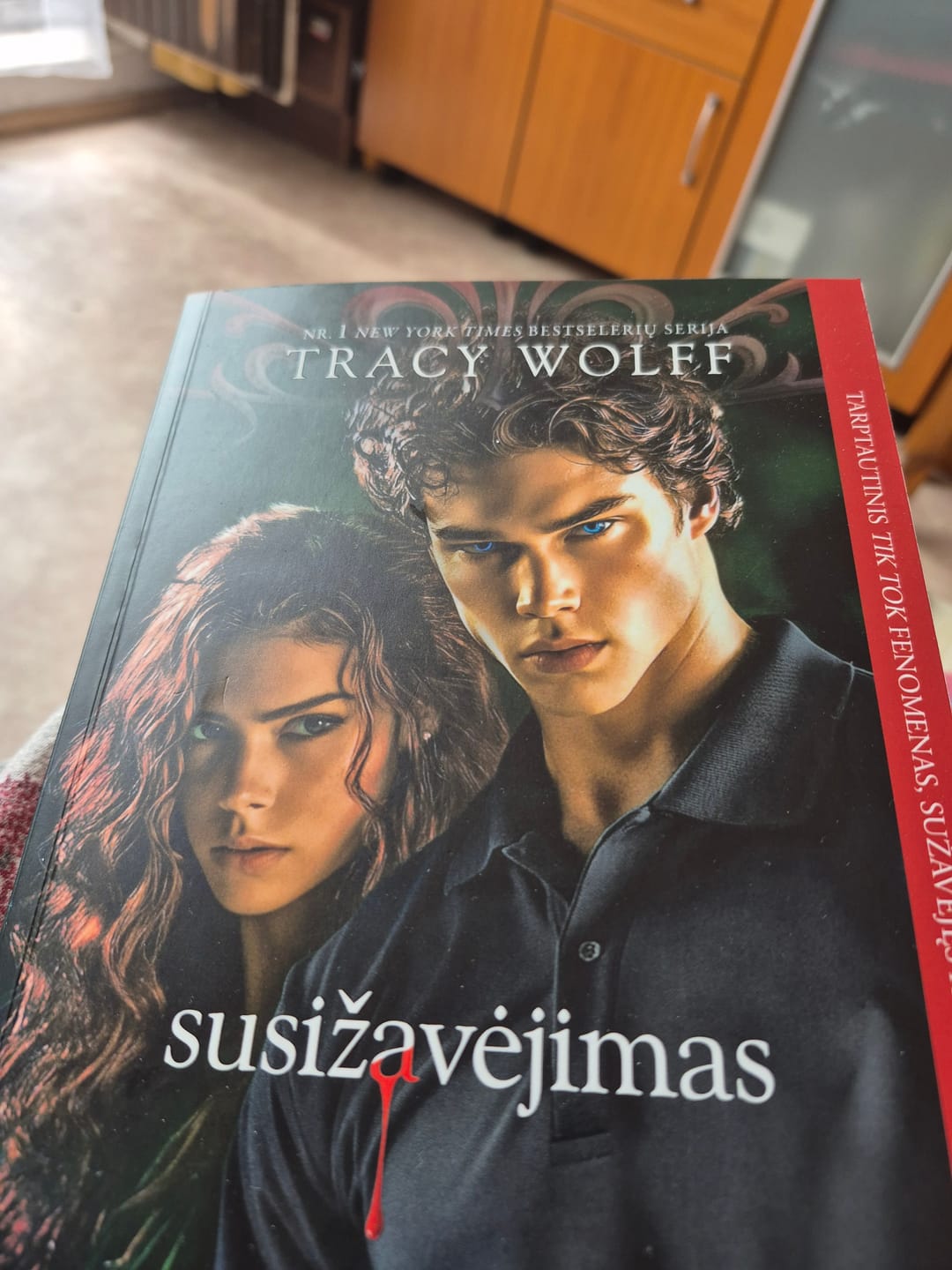 Customer photo review of Susižavėjimas: tarptautinio tik tok fenomeno, sužavėjusio pasaulį, tęsinys (minkštais viršeliais)