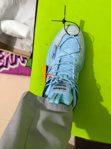 Customer photo review of Singalmaha Sky Chunky Sole Designer Premium Sneakers