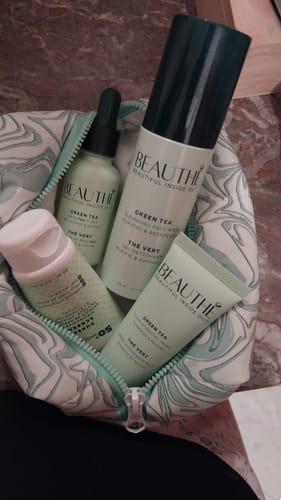 Customer photo review of Crème Hydratante Éclat au Thé Vert
