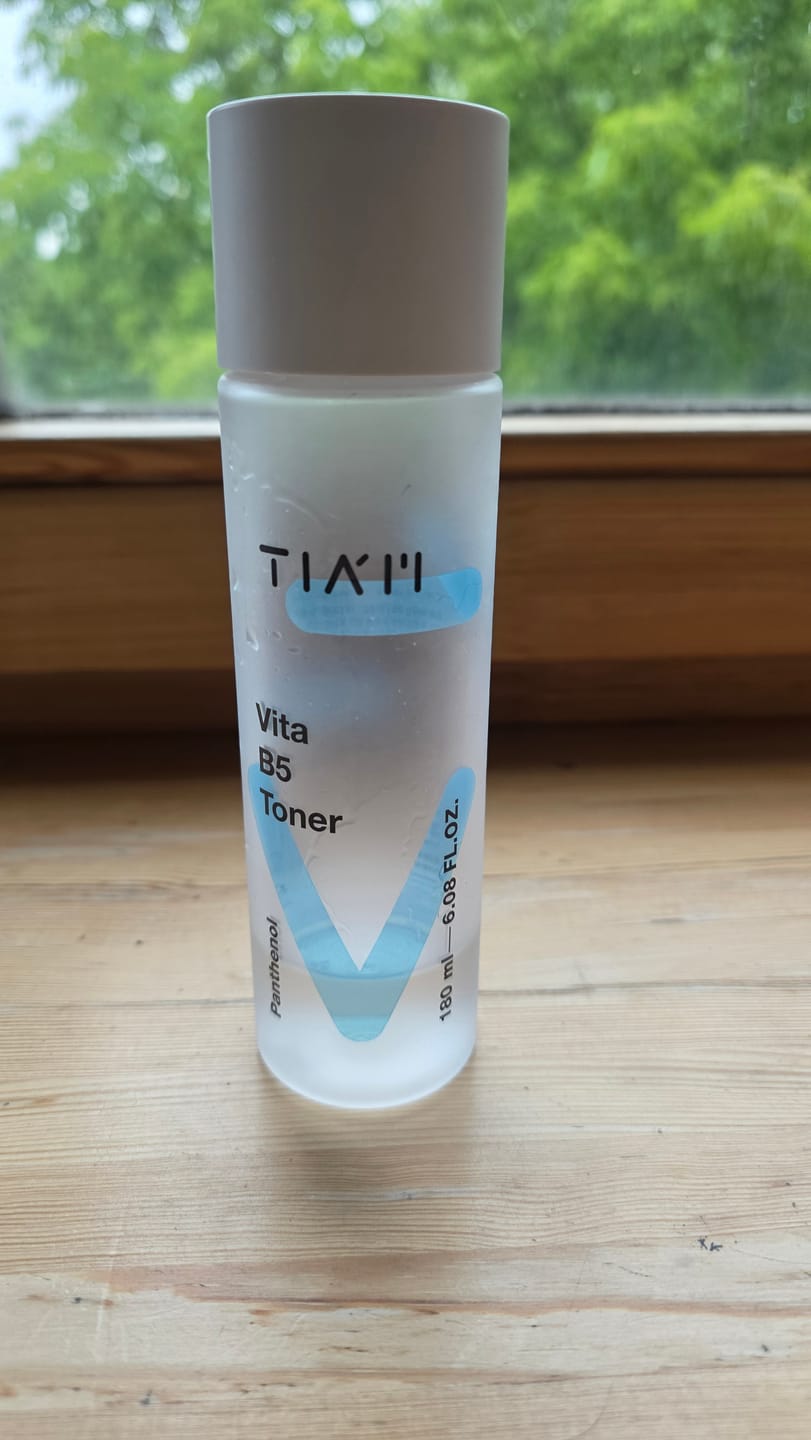 Customer photo review of Mitrinošs toniks ar pantenolu un peptīdiem TIAM Vita B5 Toner