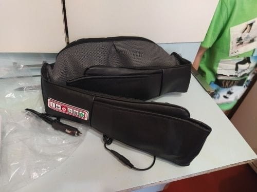 Customer photo review of Back Neck And Shoulder Massager