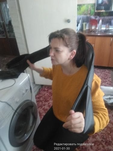 Customer photo review of Back Neck And Shoulder Massager