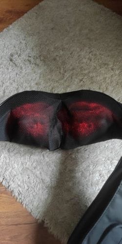 Customer photo review of Back Neck And Shoulder Massager
