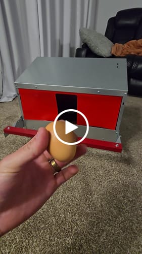 Customer video review of Small (24") Reversible Rollout Nest Box (Up to 20 Hens)