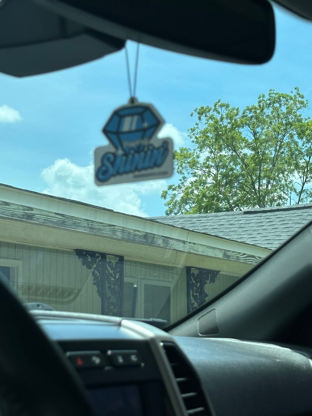 Customer photo review of Shine Scents Air Freshener - Diamond