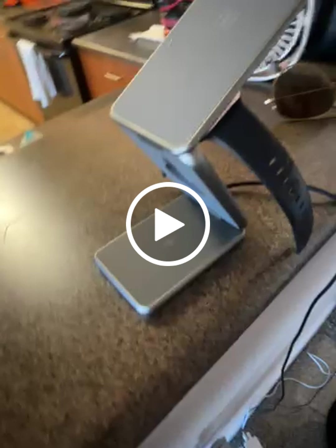 Customer video review of MagFold Pro Qi2
