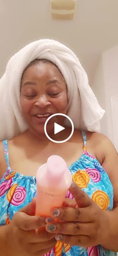 Customer video review of Fair and White So White Brightening Body Oil with Sweet Almond Oil 250 ml / 8.4 fl oz