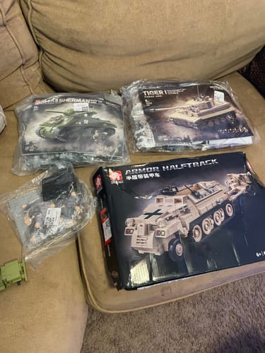 Customer photo review of Willys Jeep | 143 PCS