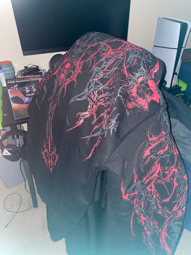 Customer photo review of Deathblade Oversized pullover hoodie [NIGHTMARE]