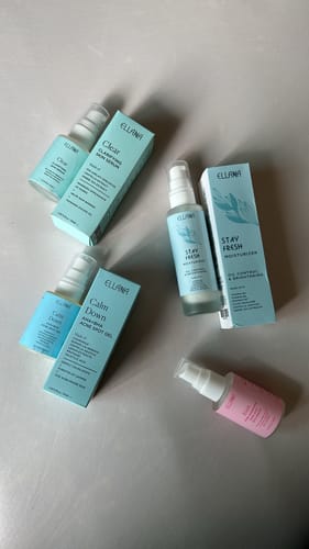 Customer photo review of Stay Fresh Moisturizer Controls Oil and Brightens
