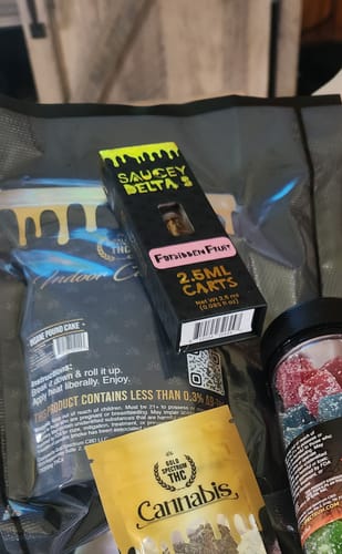 Customer photo review of Fire Knockout Blend Gummies 1000mg