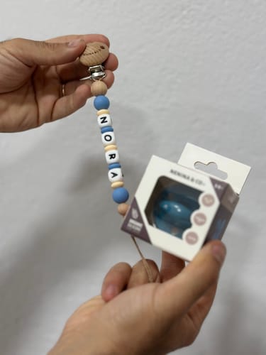 Customer photo review of Kit Chupete Clásico  Blue de Silicona + Chupetero con Nombre | Nenina & Co.