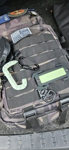 Customer photo review of Ghost Glow Carabiner Clip Hook Keychain | ONE SHEAR®