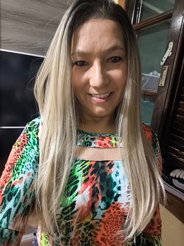 Customer photo review of Lace Front HD Valentina Loira Esfumada 65cm - Repartição Livre 13x4