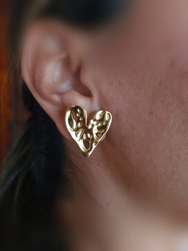 Customer photo review of Aretes de corazones dorados con textura mod4- acero inoxidable