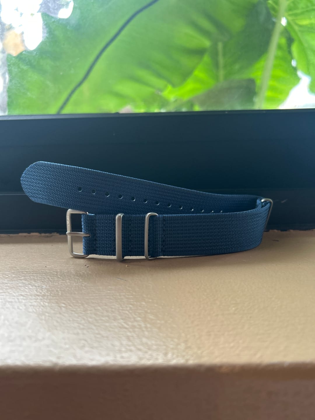 Customer photo review of Correa Nato Dando La Hora Azul