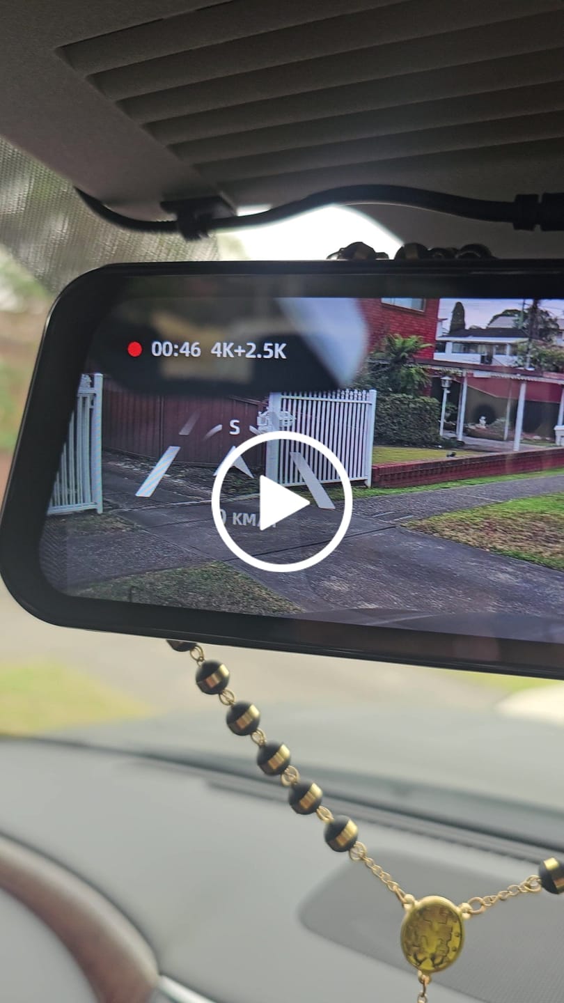 Customer video review of WOLFBOX G900Pro 12MP WiFi Touch Screen Rear View Mirror Dash Cam Smart Mirror