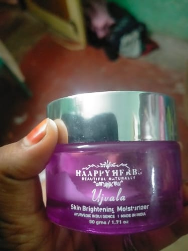 Customer photo review of Ujvala Skin Brightening Moisturizer