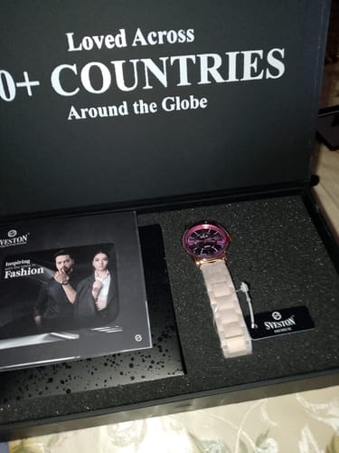 Customer photo review of Versus