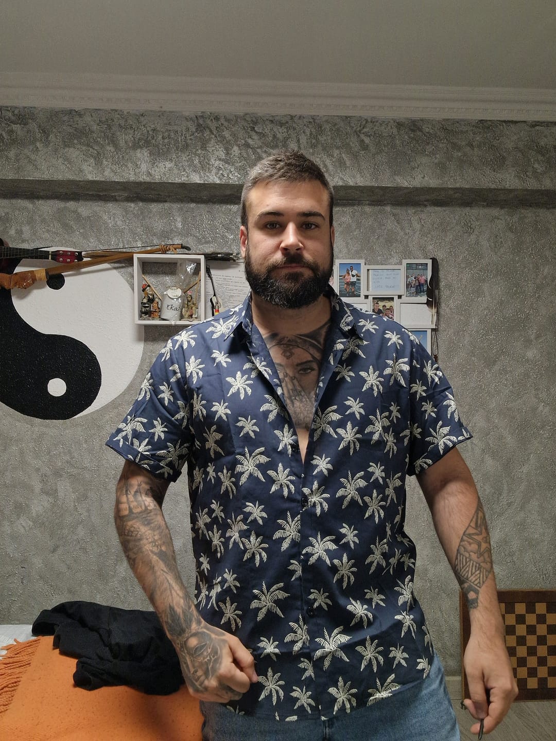 Customer photo review of Men's Palm Tree Print Cotton Navy Blue Button Up Short Sleeve Hawaiian Shirt