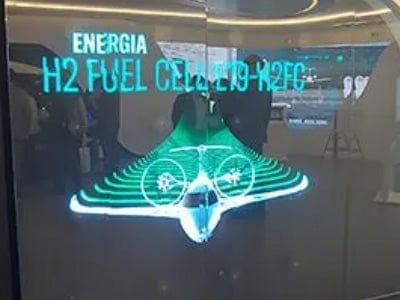 Customer photo review of L4 Holographic Fan 25.5"