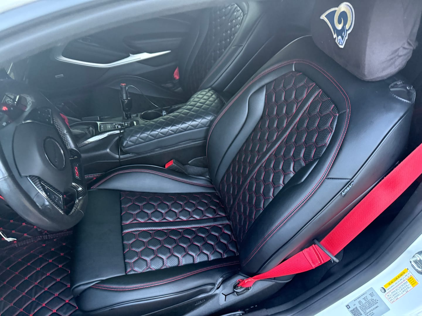 Customer photo review of 6th Gen Camaro Coupe Custom Leather Seat Covers