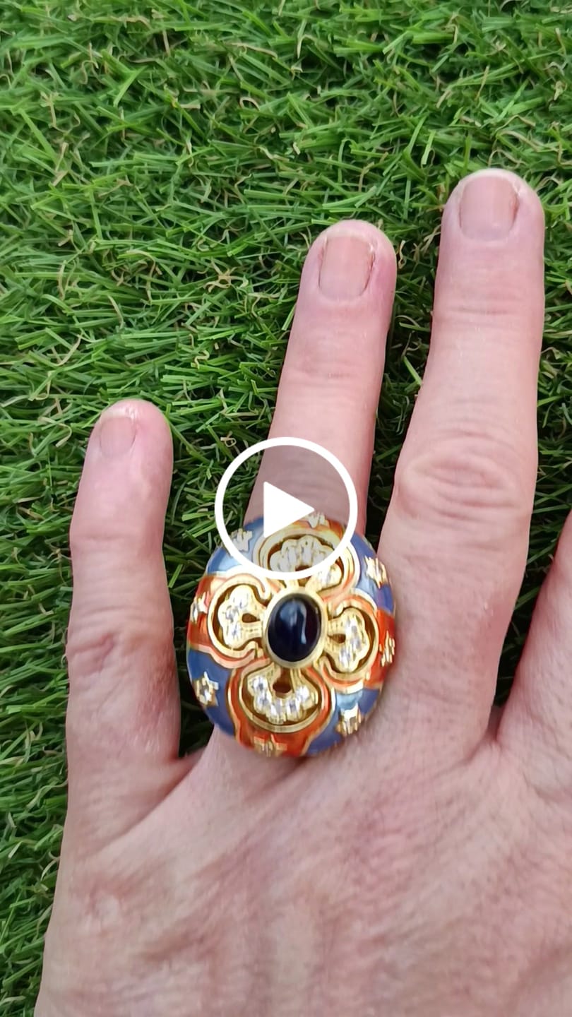 Customer video review of Majesty Enamel Medallion Ring