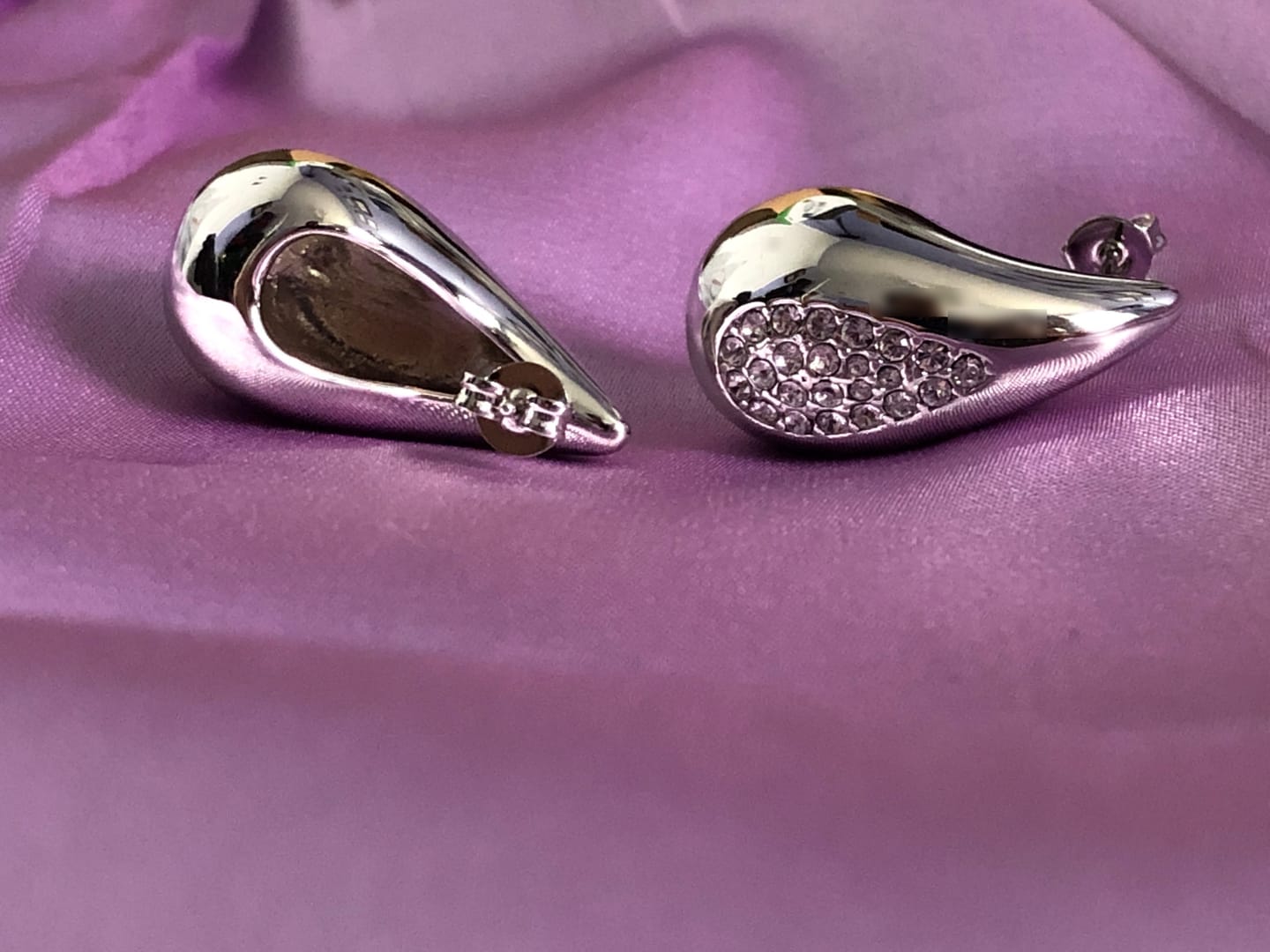 Customer photo review of Sally 18k White Gold Plated Tear drop Stud Earrings with Swarovski Crystals