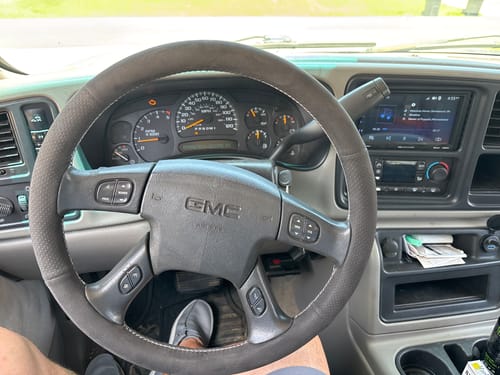 Customer photo review of Chevrolet Silverado 1500 2500 3500 Classic Avalanche Express Suburban Tahoe TrailBlazer 2001-2006