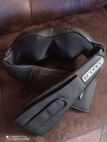 Customer photo review of Back Neck And Shoulder Massager
