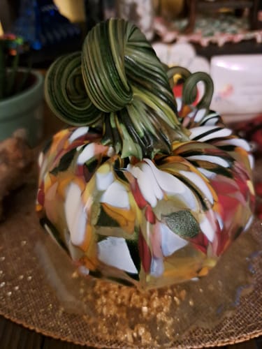 Customer photo review of the Matte Spring Pumpkin w Special Green Stem