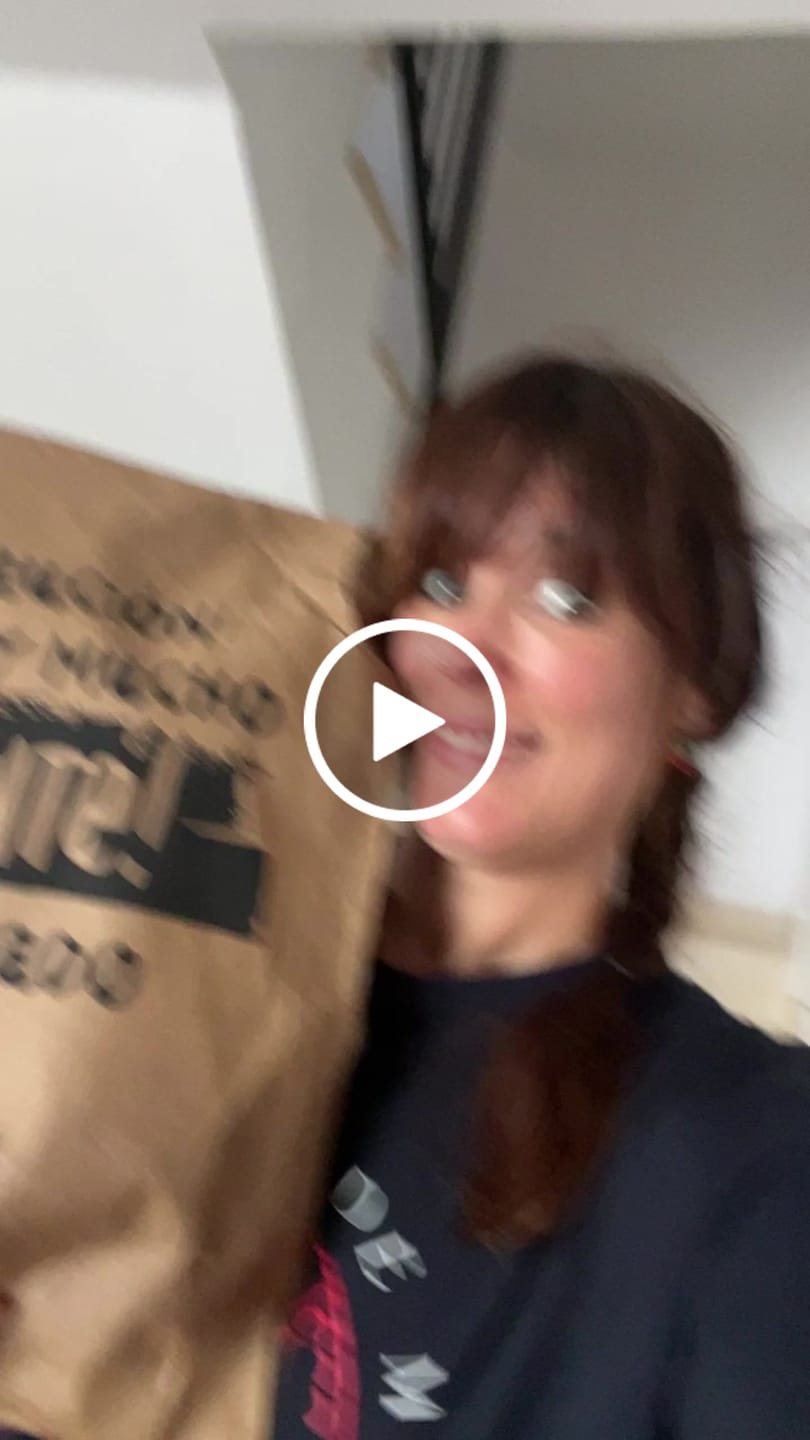 Customer video review of Sudadera "Samanté!"