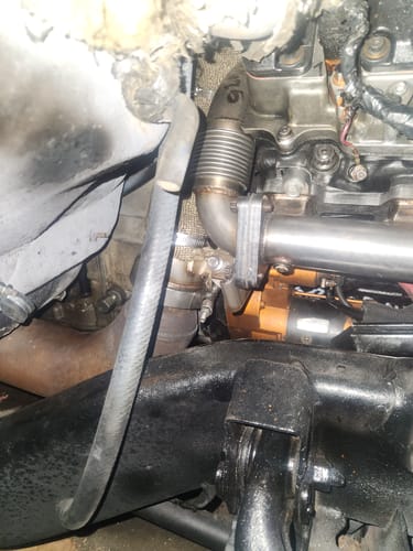 Customer photo review of 2001-2016 Duramax Downpipe Support Bracket (116110505)