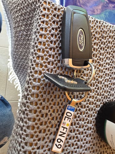 Customer photo review of Kennzeichen Schlüsselanhänger Mini Nummernschild Metall