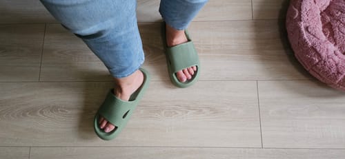 Customer photo review of HappyFlops